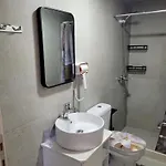 Sebastian Luxury House מלון