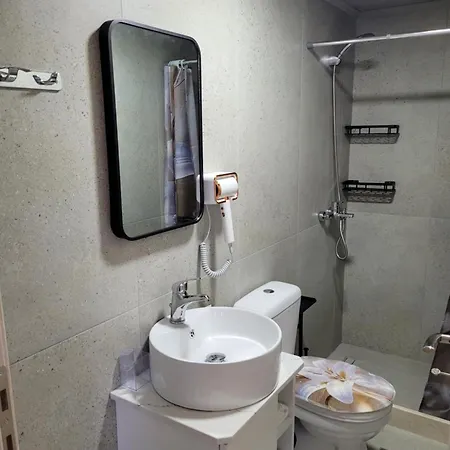 Sebastian Luxury House 酒店